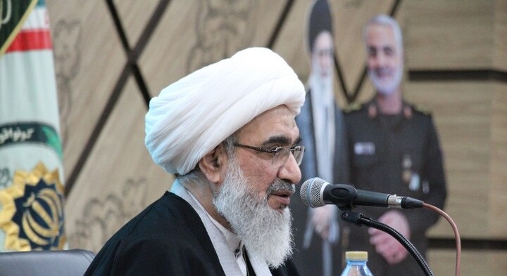 تصاویر/ دیدار امام جمعه بوشهر با فرماندهان و کارکنان فراجا در بوشهر