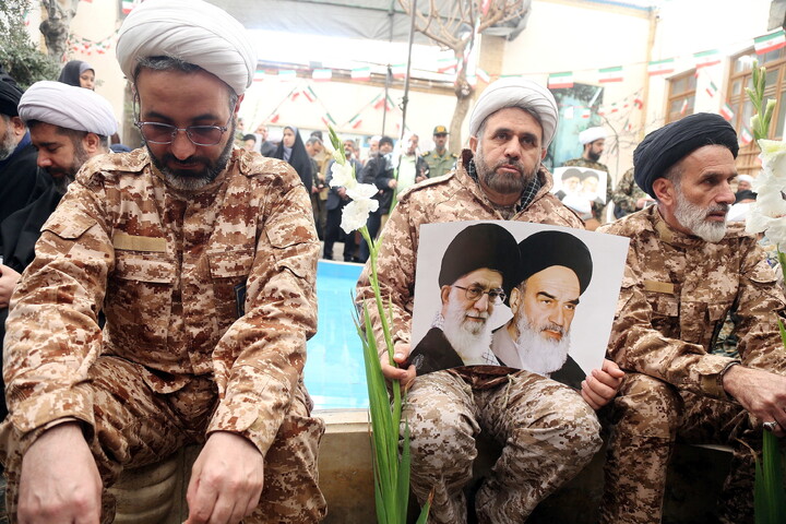 تصاویر/ آغاز جشن های چهل و هفتمین سالگرد پیروزی انقلاب اسلامی در استان قم