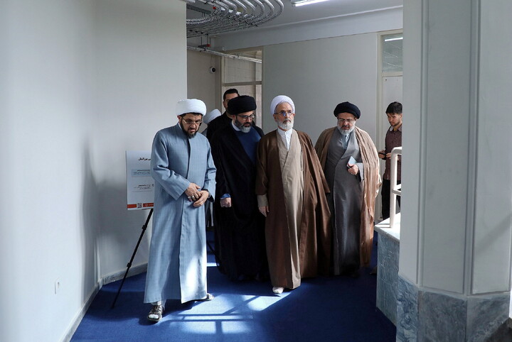 تصاویر/ بازدید آیت‌الله اعرافی از مجتمع عالی بین‌الملل حوزه‌های علمیه