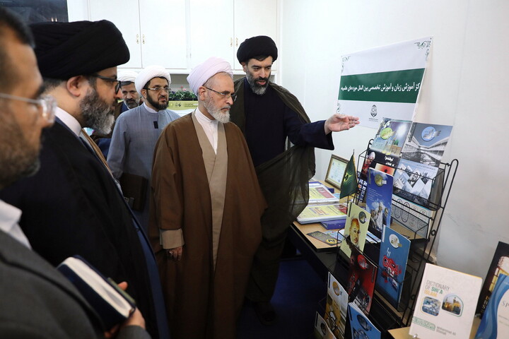 تصاویر/ بازدید آیت‌الله اعرافی از مجتمع عالی بین‌الملل حوزه‌های علمیه