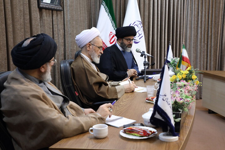 تصاویر/ بازدید آیت‌الله اعرافی از مجتمع عالی بین‌الملل حوزه‌های علمیه