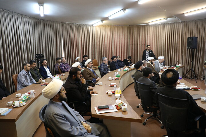 تصاویر/ بازدید آیت‌الله اعرافی از مجتمع عالی بین‌الملل حوزه‌های علمیه