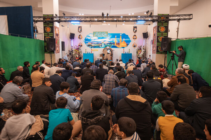 تصاویر/ برگزاری مراسم میلاد حضرت علی‌اکـبر(ع) در هیئت ضد صهیونیستی انصار ولایت دارالعباده یزد