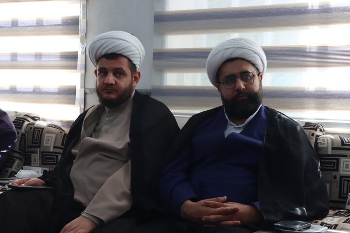 تصاویر/ رگزاری آئین اعطای حکم به اعضای قرارگاه پشتیبانی از مساجد شهرستان اشکذر