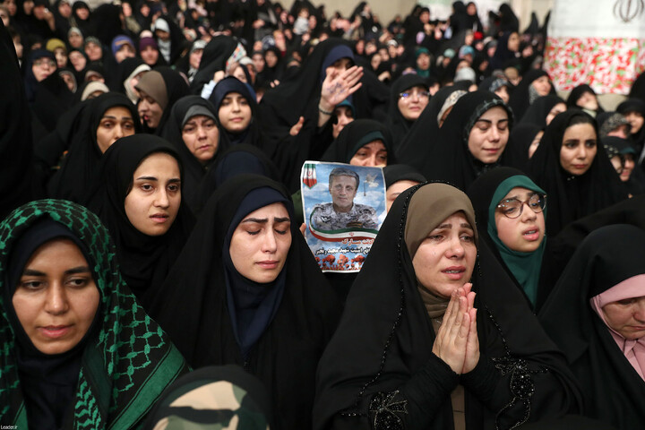 تصاویر/ دیدار اقشار مردم به مناسبت چهل‌وهفتمین سالگرد پیروزی انقلاب با رهبر انقلاب اسلامی