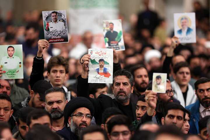 تصاویر/ دیدار اقشار مردم به مناسبت چهل‌وهفتمین سالگرد پیروزی انقلاب با رهبر انقلاب اسلامی