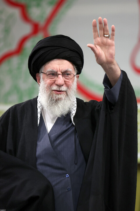 تصاویر/ دیدار اقشار مردم به مناسبت چهل‌وهفتمین سالگرد پیروزی انقلاب با رهبر انقلاب اسلامی