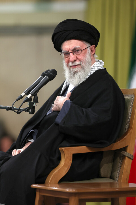 تصاویر/ دیدار اقشار مردم به مناسبت چهل‌وهفتمین سالگرد پیروزی انقلاب با رهبر انقلاب اسلامی