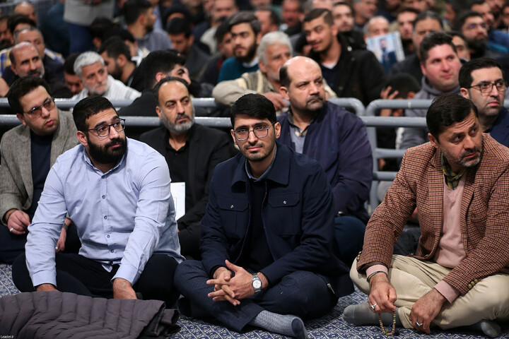 تصاویر/ دیدار اقشار مردم به مناسبت چهل‌وهفتمین سالگرد پیروزی انقلاب با رهبر انقلاب اسلامی