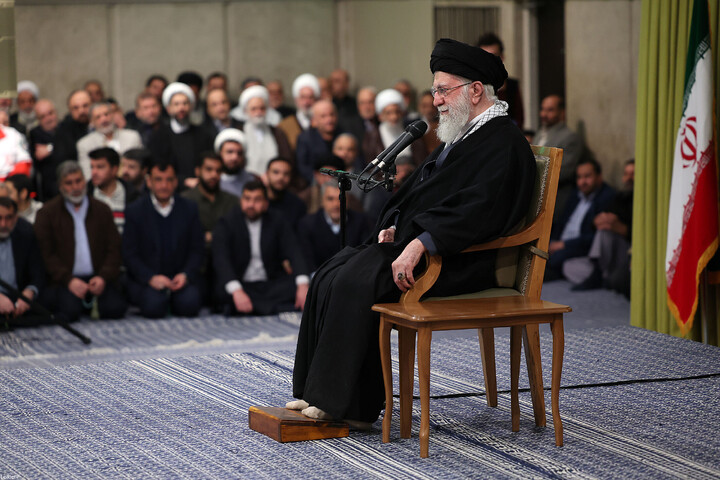 تصاویر/ دیدار اقشار مردم به مناسبت چهل‌وهفتمین سالگرد پیروزی انقلاب با رهبر انقلاب اسلامی