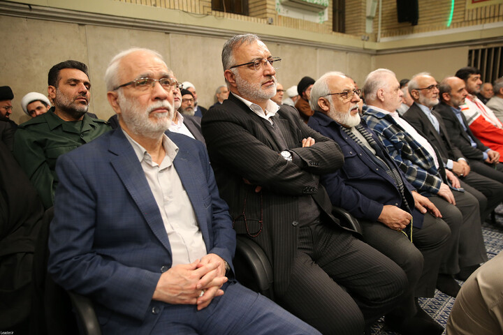 تصاویر/ دیدار اقشار مردم به مناسبت چهل‌وهفتمین سالگرد پیروزی انقلاب با رهبر انقلاب اسلامی