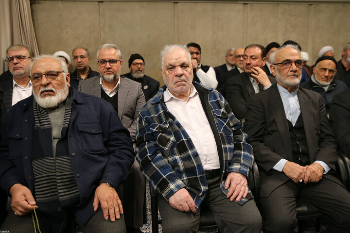 تصاویر/ دیدار اقشار مردم به مناسبت چهل‌وهفتمین سالگرد پیروزی انقلاب با رهبر انقلاب اسلامی