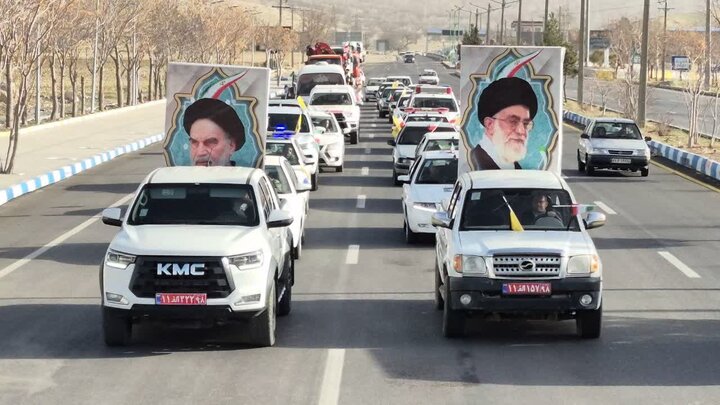 تصاویر/رژه خودرویی به مناسبت آغاز دهه مبارک فجر در شهرستان چوار