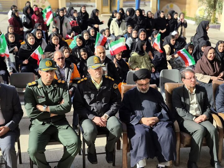 تصاویر/طنین زنگ انقلاب در شهرستان چوار