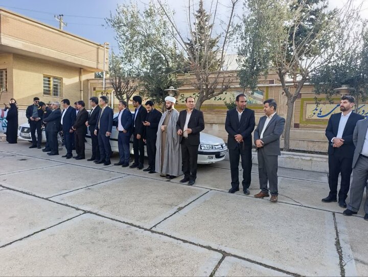 تصاویر/نواختن زنگ انقلاب درشهر ایلام