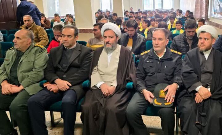 تصاویر/ اولین روز دهه فجر انفلاب اسلامی در بیجار