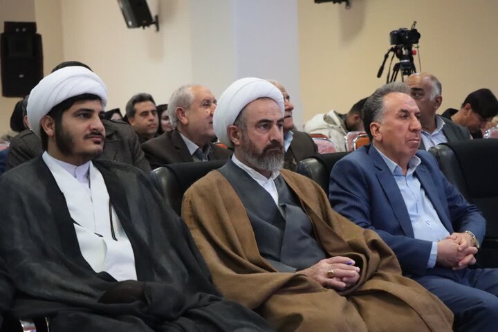 دیدار موسسه نیک با امام جمعه ایلام