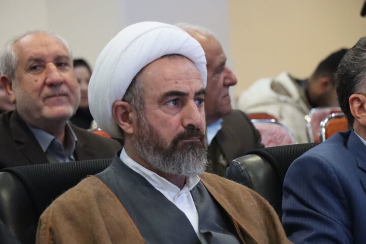 دیدار موسسه نیک با امام جمعه ایلام