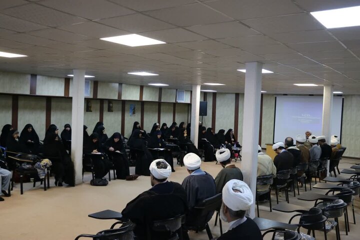 تصاویر/ جلسه آموزشی لیگ جت ویژه مبلغان