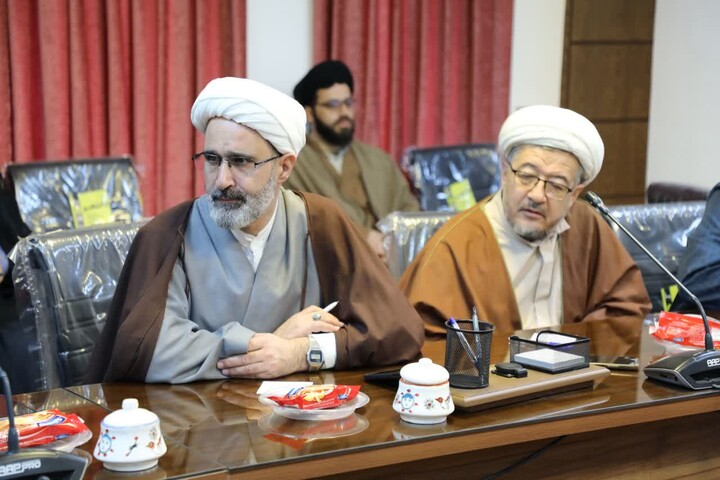 تصاویر/ جلسه ماهانه مبلغان هجرت شهرستان یزد