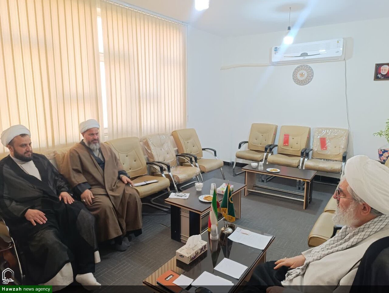 نشست هماهنگی دوره آموزشی ائمه جماعات مساجد ملایر برگزار شد+تصاویر