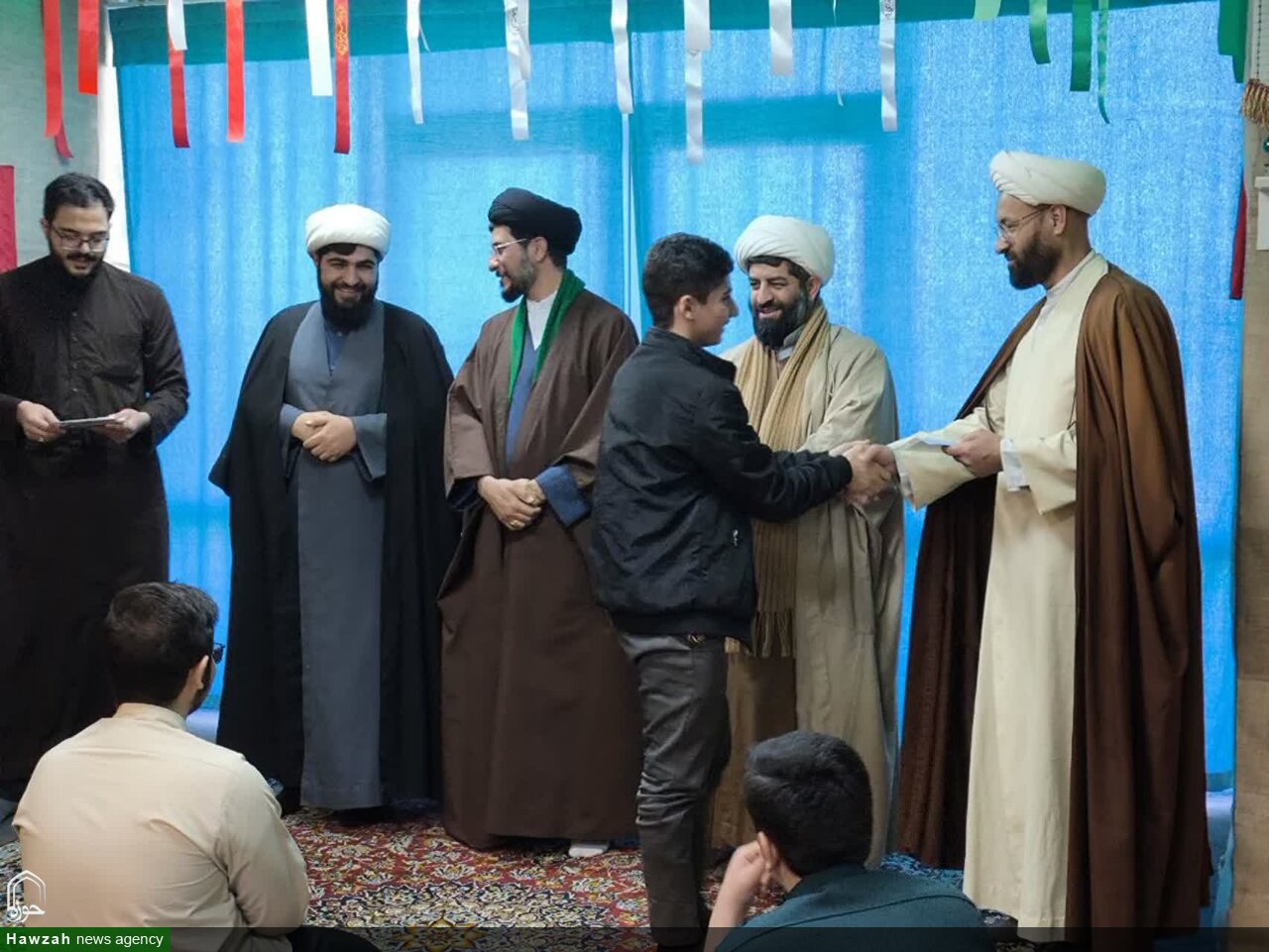 تقدیر از طلاب مدرسه علمیه شیخ علیخان زنگنه تویسرکان