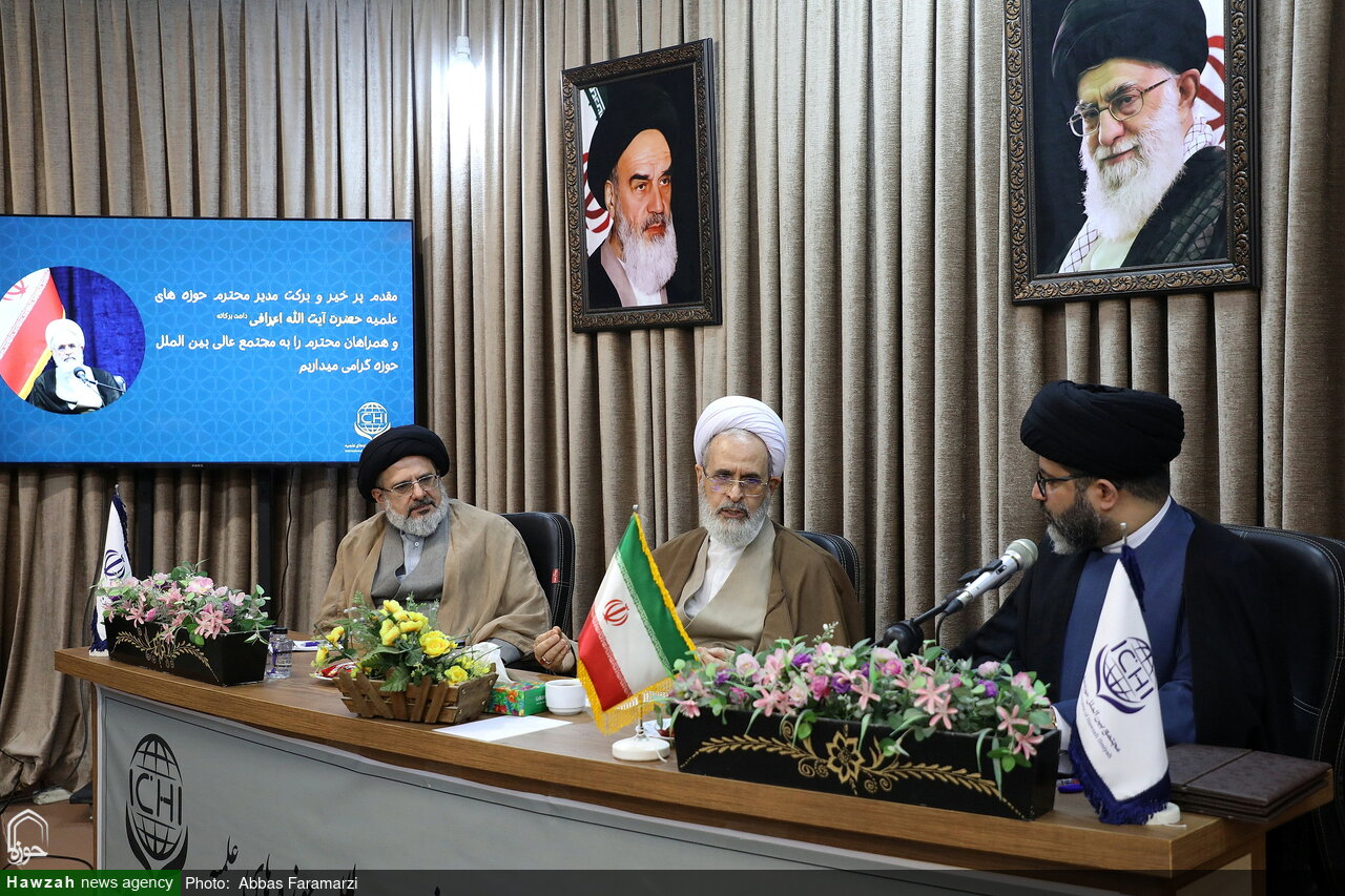 پیش نیازهای حضور حوزه علمیه در بازار علم و فرهنگ جهانی / چگونگی انعکاس معارف اسلامی در زبانها و فرهنگها