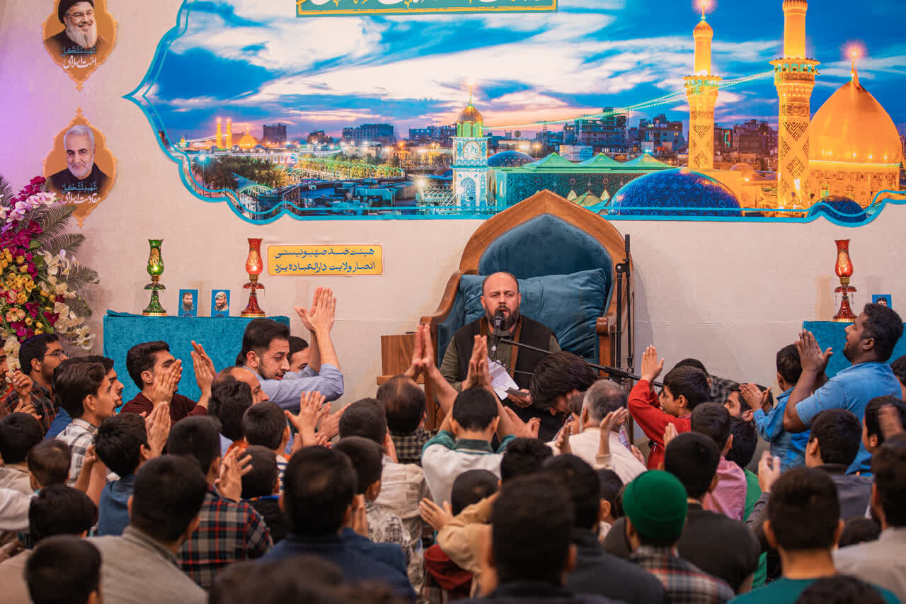 تصاویر/ مراسم میلاد حضرت علی‌اکـبر(ع) در هیئت ضد صهیونیستی انصار ولایت دارالعباده یزد