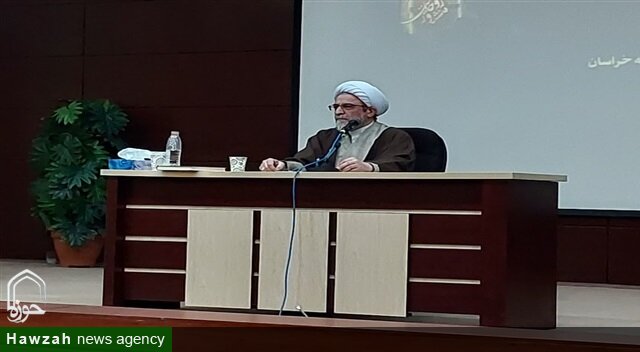 بزرگ‌ترین خطر امروز دین‌شناسی، ارائه قرائت‌های التقاطی به نام اسلام است