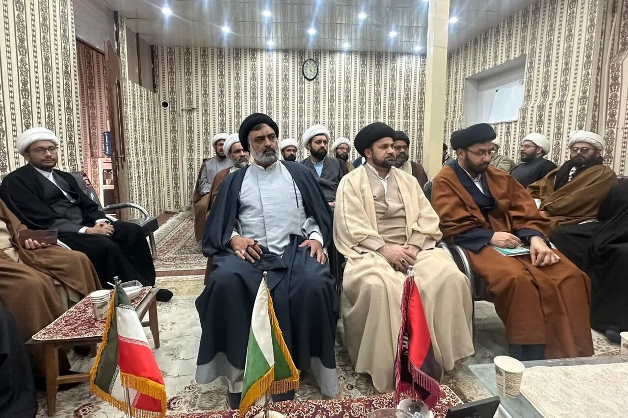 رہبر معظم انقلاب پر پوری دنیا کے مظلوم اور غیور مسلمان فخر کرتے ہیں اور ان کی حمایت کرتے ہیں