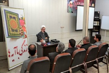 ۱۰ میلیون حافظ ۲۰۰ آیه قرآن در طرح زندگی با آیه‌ها تربیت می شوند