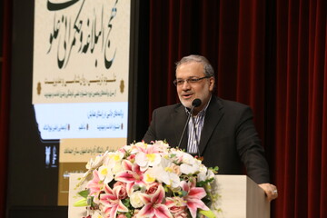 جامعه آرمانی بدون امام و ولایت‌پذیری امت، محقق نمی‌شود
