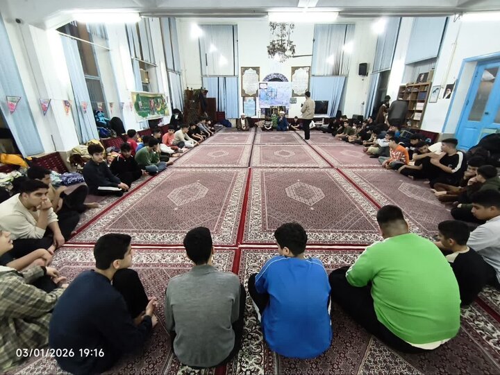 تصاویر/ محفل انس با قرآن گروه جهادی طریق الرشاد آستانه اشرفیه