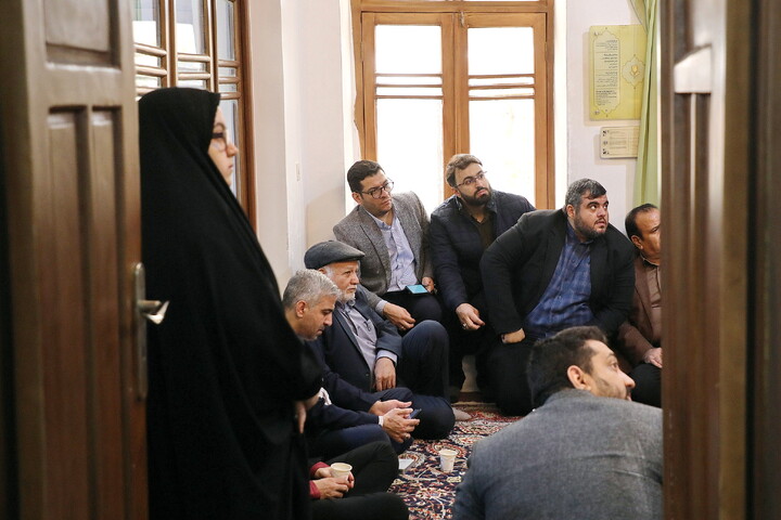 تصاویر/ تجدید بیعت اهالی رسانه و روابط عمومی‌های قم با آرمان‌های امام و انقلاب