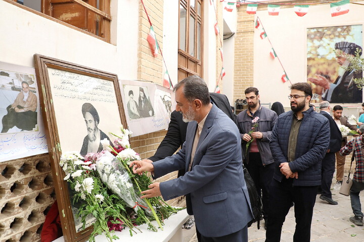 تصاویر/ تجدید بیعت اهالی رسانه و روابط عمومی‌های قم با آرمان‌های امام و انقلاب