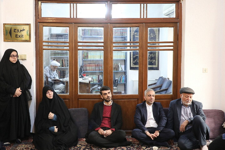 تصاویر/ تجدید بیعت اهالی رسانه و روابط عمومی‌های قم با آرمان‌های امام و انقلاب