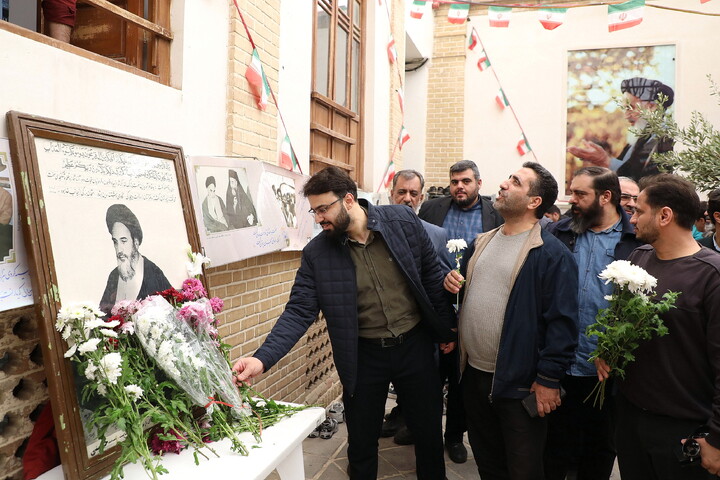 تصاویر/ تجدید بیعت اهالی رسانه و روابط عمومی‌های قم با آرمان‌های امام و انقلاب