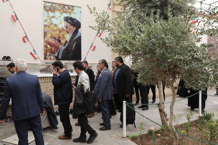 تصاویر/ تجدید بیعت اهالی رسانه و روابط عمومی‌های قم با آرمان‌های امام و انقلاب