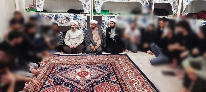 تصاویر/اعزام مبلغین حوزه علمیه خوزستان به زندان مرکزی اهواز با هدف فعالیت‌های فرهنگی و ارشادی