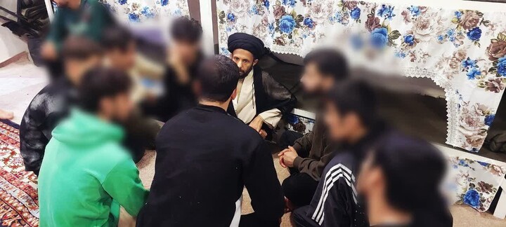 تصاویر/اعزام مبلغین حوزه علمیه خوزستان به زندان مرکزی اهواز با هدف فعالیت‌های فرهنگی و ارشادی