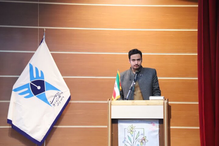 تصاویر/برگزاری اختتامیه پنجمین جشنواره ملی «شعر انتظار» در استان مرکزی