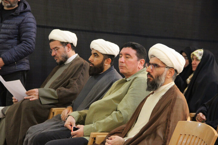 تصاویر / مراسم  فرارسیدن نیمه شعبان با حضور نماینده ولی فقیه در استان اردبیل