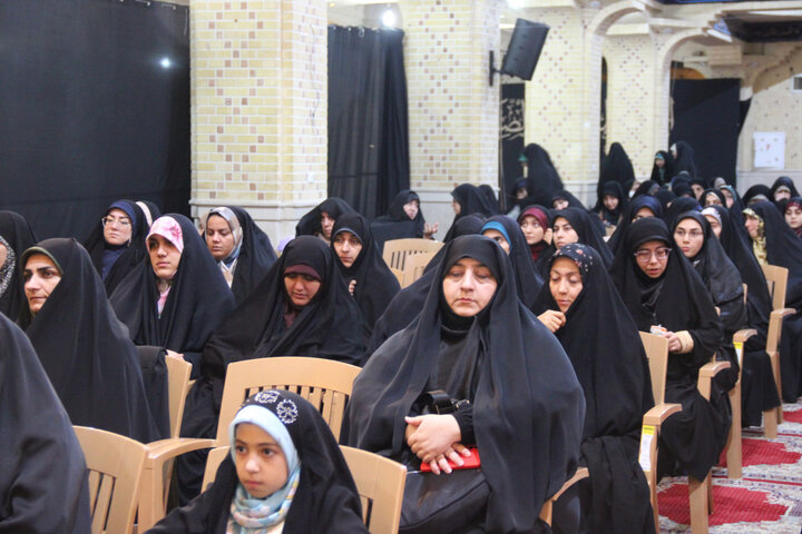 تصاویر / مراسم  فرارسیدن نیمه شعبان با حضور نماینده ولی فقیه در استان اردبیل