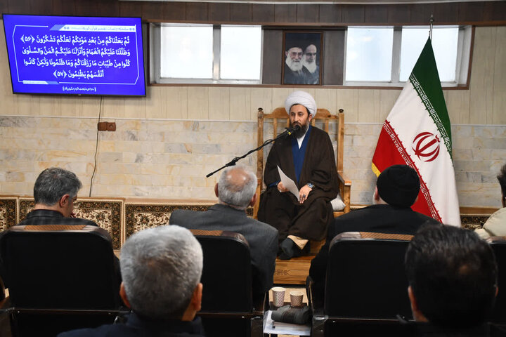 تصاویر/ سلسله جلسات تفسیر قرآن کریم در خوی