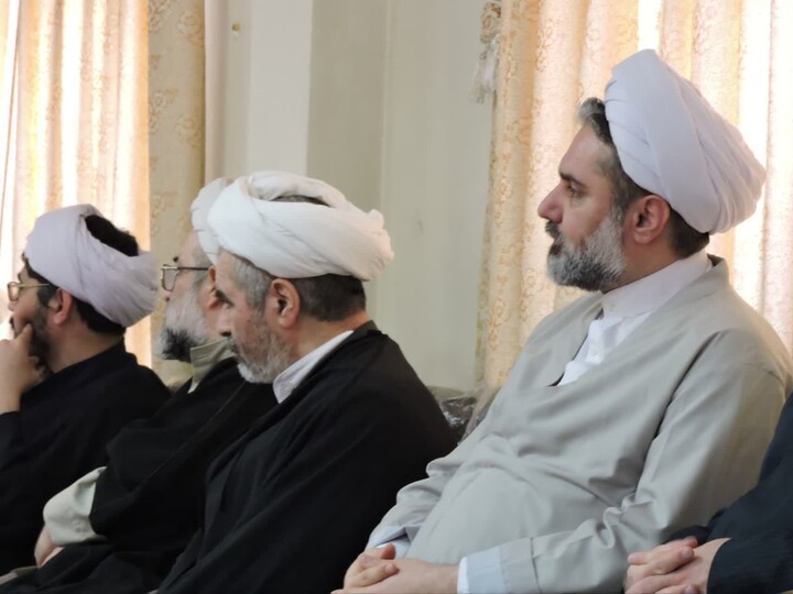 تصاویر / دوره مهدویت ویژه طلاب و اساتید مدرسه علمیه ولیعصر(عج)تبریز