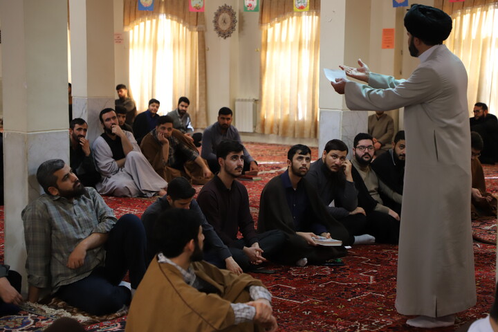 تصاویر / دوره مهدویت ویژه طلاب و اساتید مدرسه علمیه ولیعصر(عج)تبریز