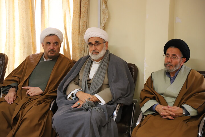 تصاویر / دوره مهدویت ویژه طلاب و اساتید مدرسه علمیه ولیعصر(عج)تبریز