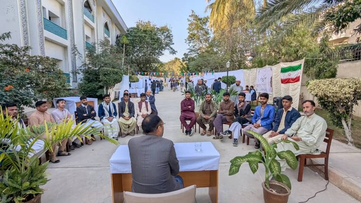 کراچی؛ ہفتۂ تحقیق کی مناسبت سے پانچ روزہ کتب نمائش کے دوسرے روز کی علمی سرگرمیاں