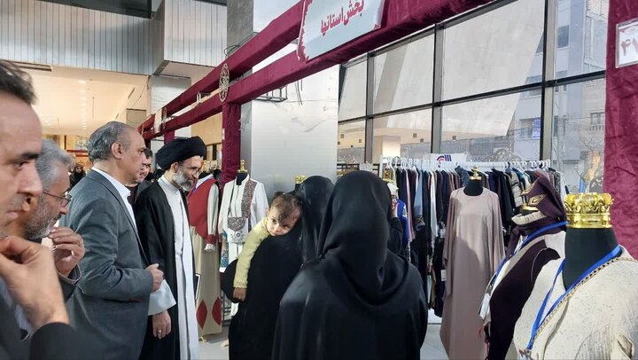 تصاویر/افتتاح نمایشگاه جشنواره ملی فرهنگی هنری فردخت با حضور نماینده ولی فقیه درکاشان