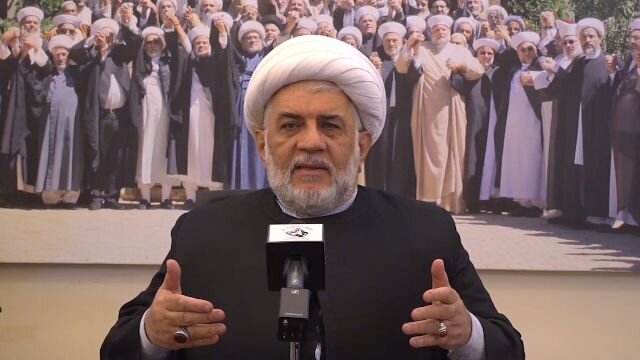 عضو تجمع علمای مسلمان لبنان: هرگونه تعرض به ایران، عبور از خطوط قرمز است و جز پایداری بر اصول و باورهایمان نخواهند دید